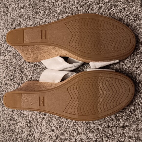 Worn Once Toms Serena Cork Wedge Sandal Heels Size 12 Natural Microfiber Color - Picture 5 of 7